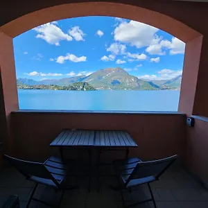 New 12 , Varenna Włochy